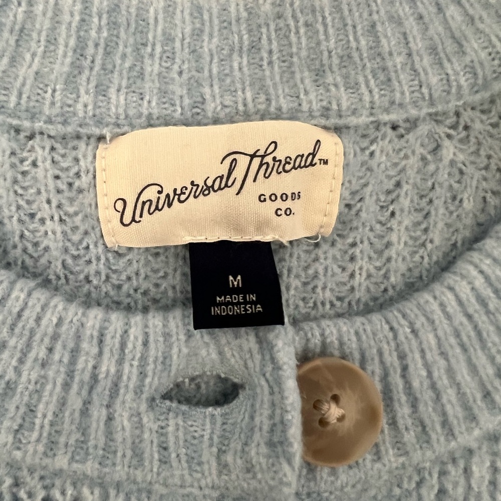 Universal Thread Light Blue Cropped Button-Front Cardigan - Picture 4 of 5